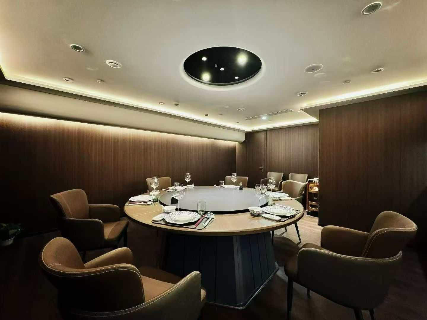 Commercial Case 2 - Image 6